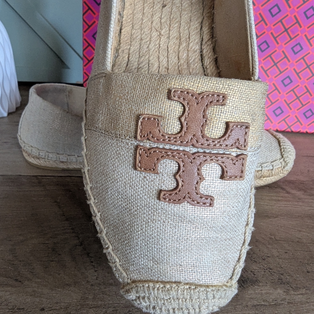 Tory Burch Beige Canvas Espadrille Flats with Logo - Picture 6 of 13